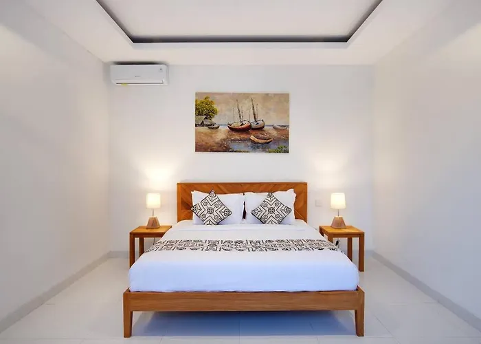 Villa B, Near New 3 Bedroom With Pool. Ubud