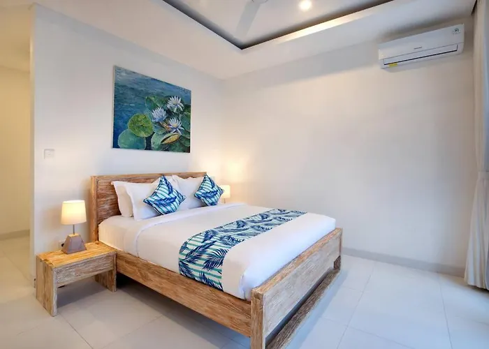 B, Near New 3 Bedroom With Pool. Villa