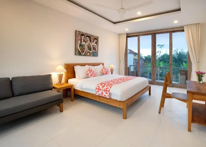 Villa B, Near New 3 Bedroom With Pool. Ubud